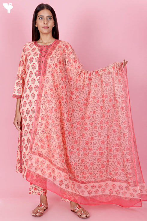 Bizzy Lizzy Kurta And Pant Set With Kota Dupatta In Block Print